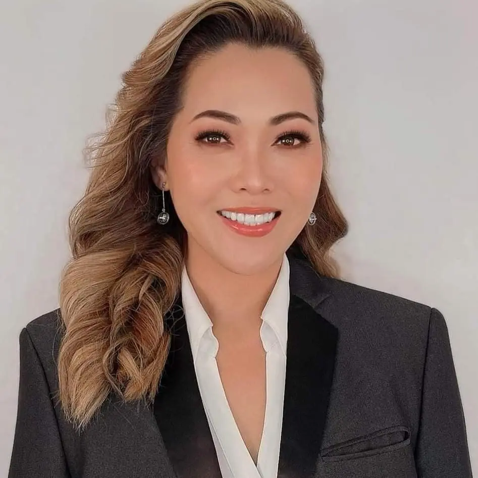Portrait of Rowena Montojo-Weiss, APRN
